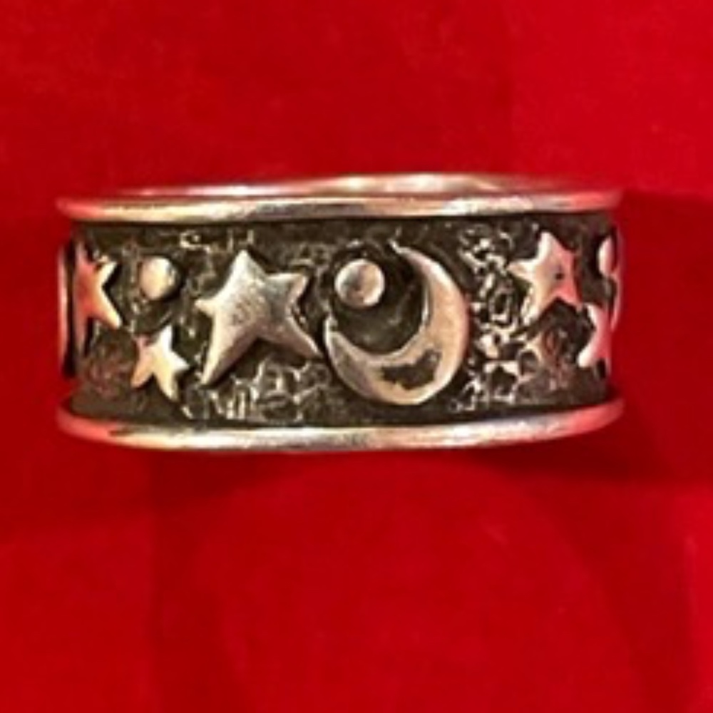 AbbeyForge collection - sterling sliver ring with moon and stars - size 8.5